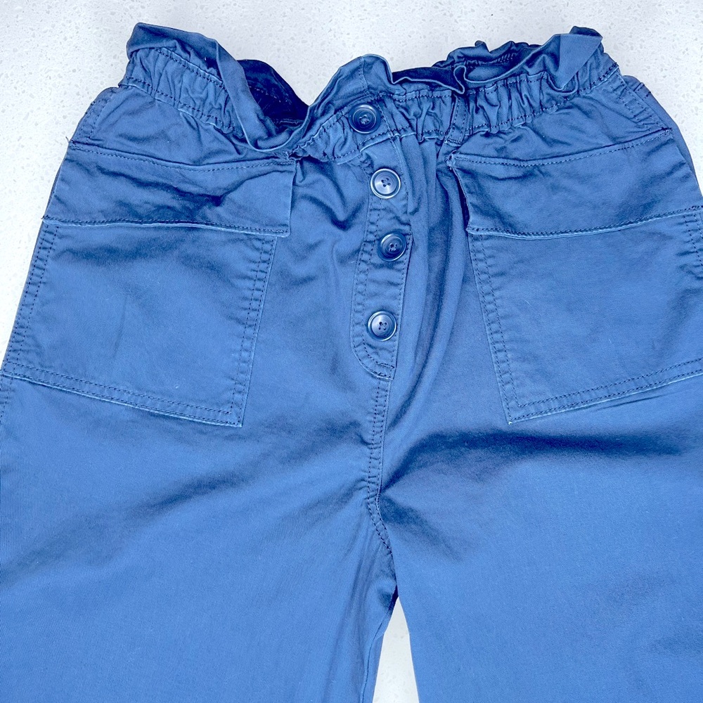 Free Assembly - Size 14 Girls High-Rise Wide Leg Belted Crop Pants. Never worn.